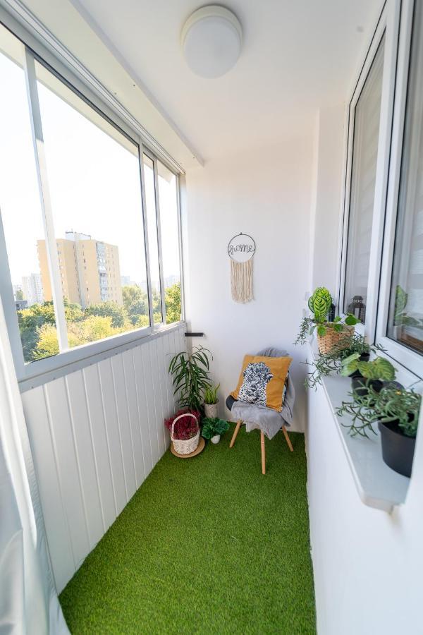 Metro Lux Home Apartment Warszawa Exteriör bild