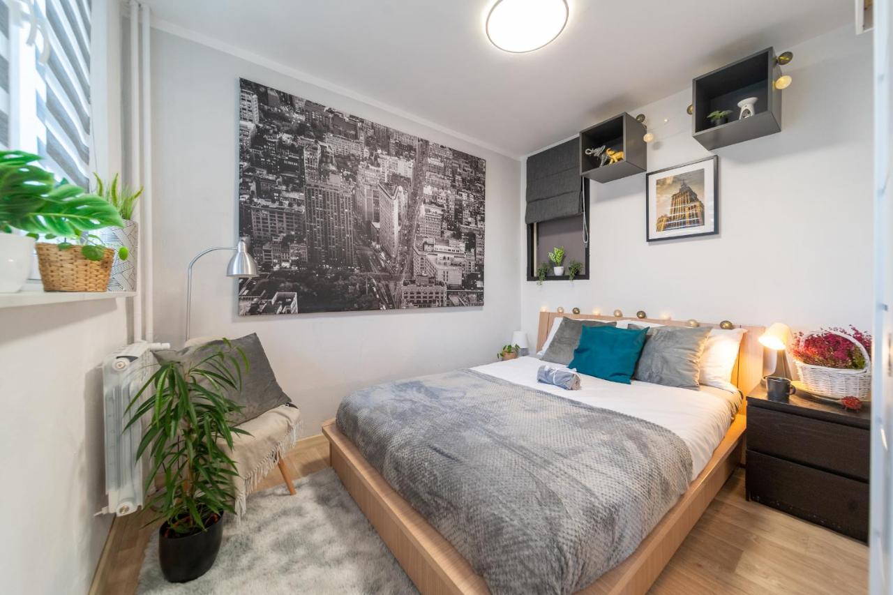 Metro Lux Home Apartment Warszawa Exteriör bild