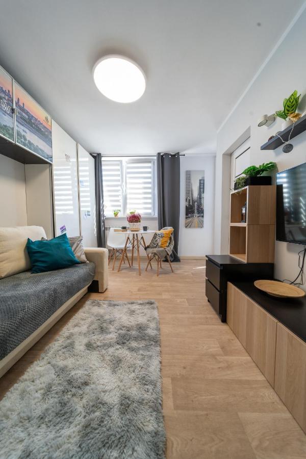 Metro Lux Home Apartment Warszawa Exteriör bild